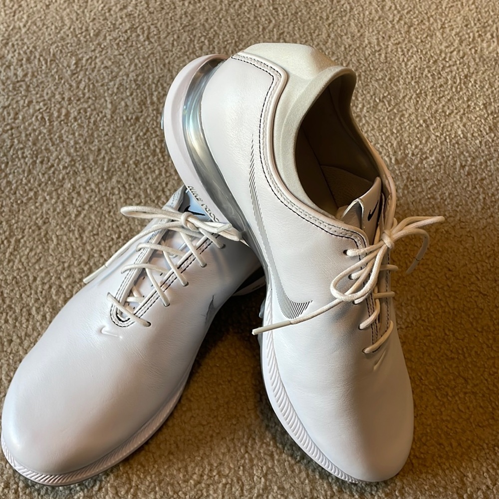 Nike React Men’s golf shoes